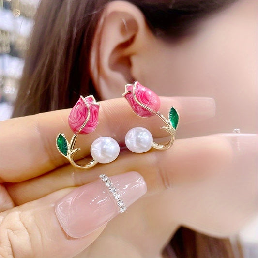 Sweet Tulip Stud Earrings with Pearl Accent