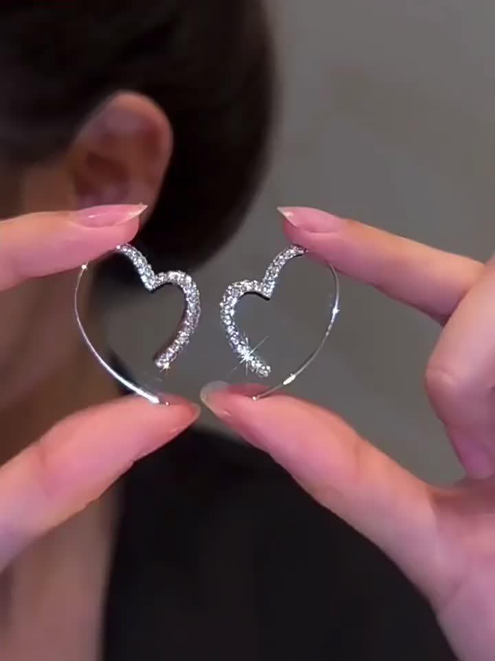 Sparkling Heart Earrings - Christmas Gift